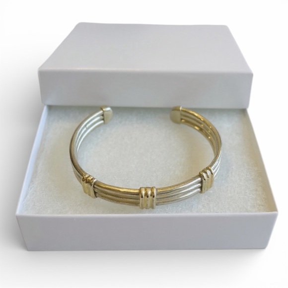 Vintage Jewelry - Vintage Women’s 950 Silver Cuff Bracelet